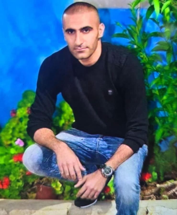 טארק עואודה, שנרצח במכוניתו ליד כפר כנא טארק עואודה