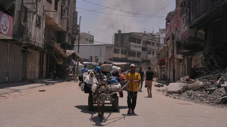 עקורים מתפנים ממרחב ג'באליה