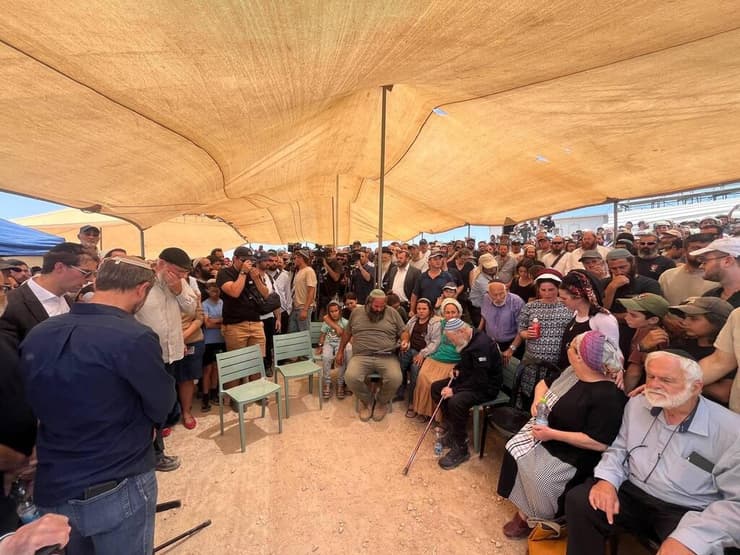 הלווייתו של דוד ליבי ז"ל