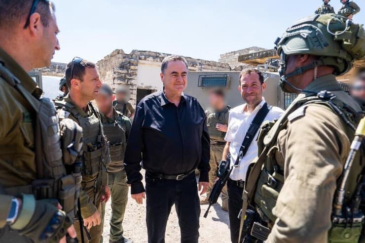 שר הביטחון כ"ץ בביקור היום בהתנחלות שא-נור (צילום: אריאל חרמוני, משרד הביטחון) שר הביטחון ישראל כ"ץ ביקר ביישוב שא-נור