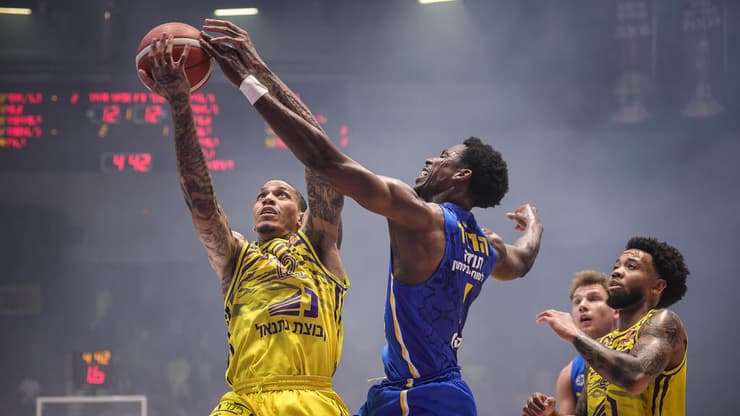 הפועל חולון - מכבי ת"א 