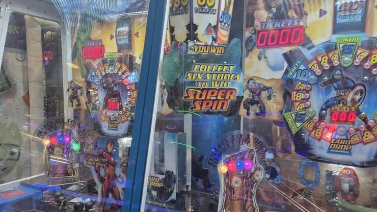 אווירה נוסטלגית ועתידנית (צילום: מירב קריסטל) אווירה נוסטלגית ועתידנית