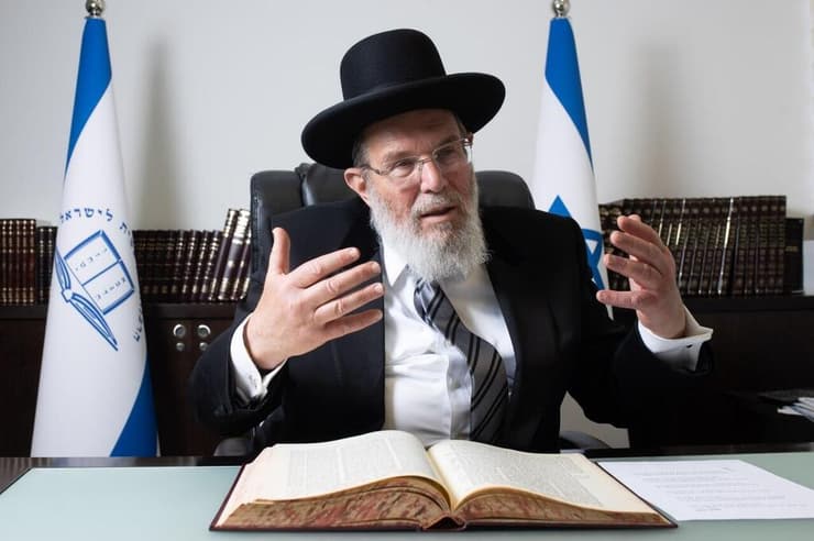 הרב קלמן בר (צילום: אלכס קולומויסקי) הרב קלמן בר