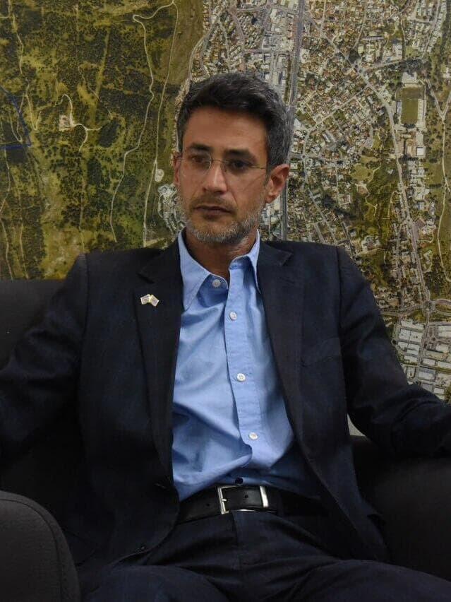 קריית שמונה בקריסה