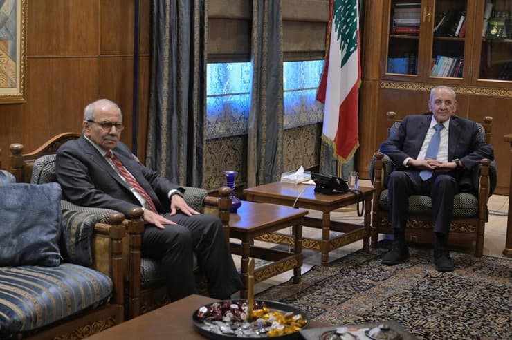 פגישה של יו"ר הפרלמנט הלבנוני נביה ברי וראש ממשלת לבנון נואף סלאם