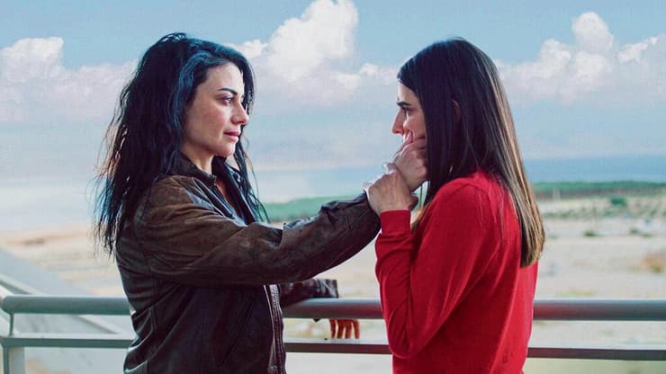 מתוך 'גחליליות'