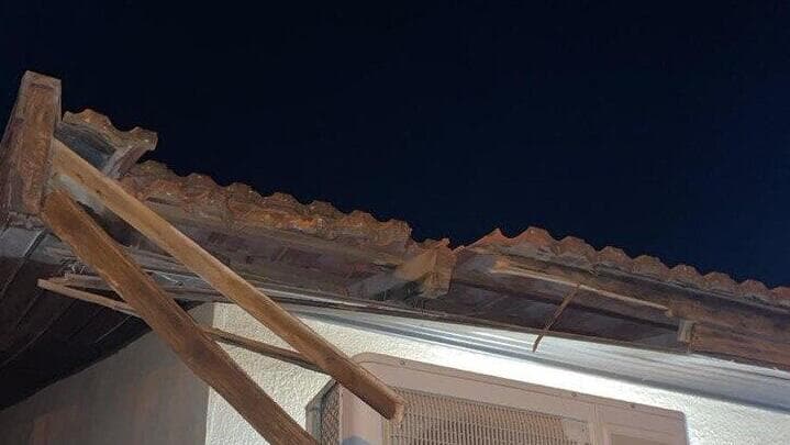 זירת נפילה על גג בית פרטי במכבים