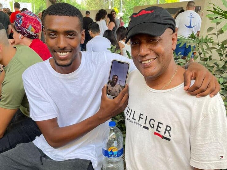 סמ"ר אופק ברהנה ז"ל ואביו