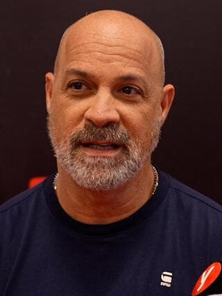 "אין גבולות לדמיון", ינאי פוליטי, סמנכ"ל המיתוג eToro ינאי פוליטי, סמנכ"ל המיתוג eToro