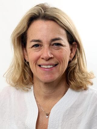 פרופ' אליזבט הלף