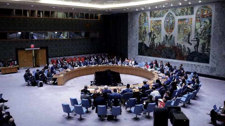 מועצת הביטחון. ייתכן שהנוסח יובא להצבעה כבר מחר (צילום: Leonardo Munoz / AFP) דיון במועצת הביטחון של האו"ם בנושא המלחמה בעזה