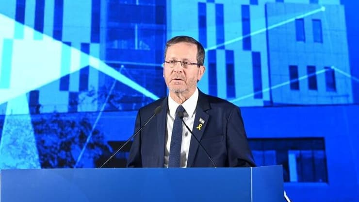 נשיא המדינה יצחק הרצוג טקס פתיחת שערי בית החולים אסותא באר שבע