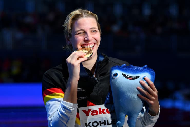 עם מדליית הזהב באליפות העולם בדוחא, 2024. אנג'לינה קוהלר 
