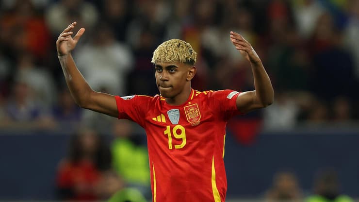 ימאל (צילום: Alexander Hassenstein/Getty Images) ימאל