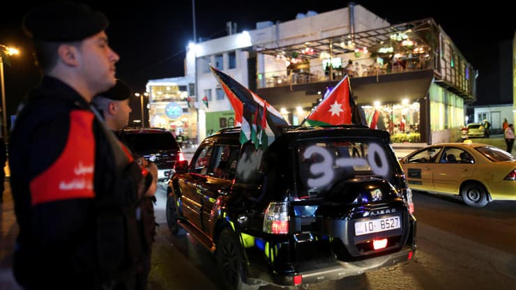 החגיגות בירדן לאחר הניצחון על עומאן (צילום: REUTERS/Alaa al Sukhni) ירדן