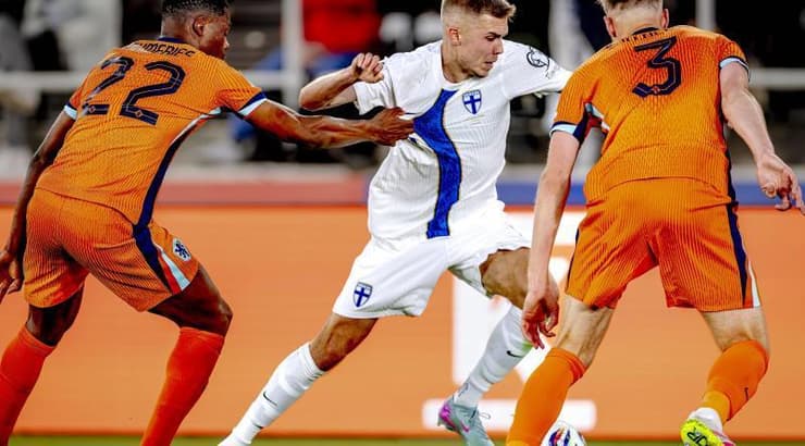 אוליבר אנטמן מנסה להשתחרר