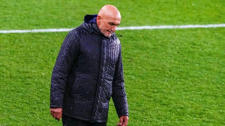 מעמדו בסכנה? לוצ'יאנו ספאלטי (Erik Flaaris Johansen/NTB via REUTERS) מאמן נבחרת איטליה לוצ'יאנו ספאלטי