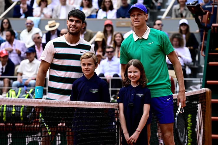 יאניק סינר קרלוס אלקראס