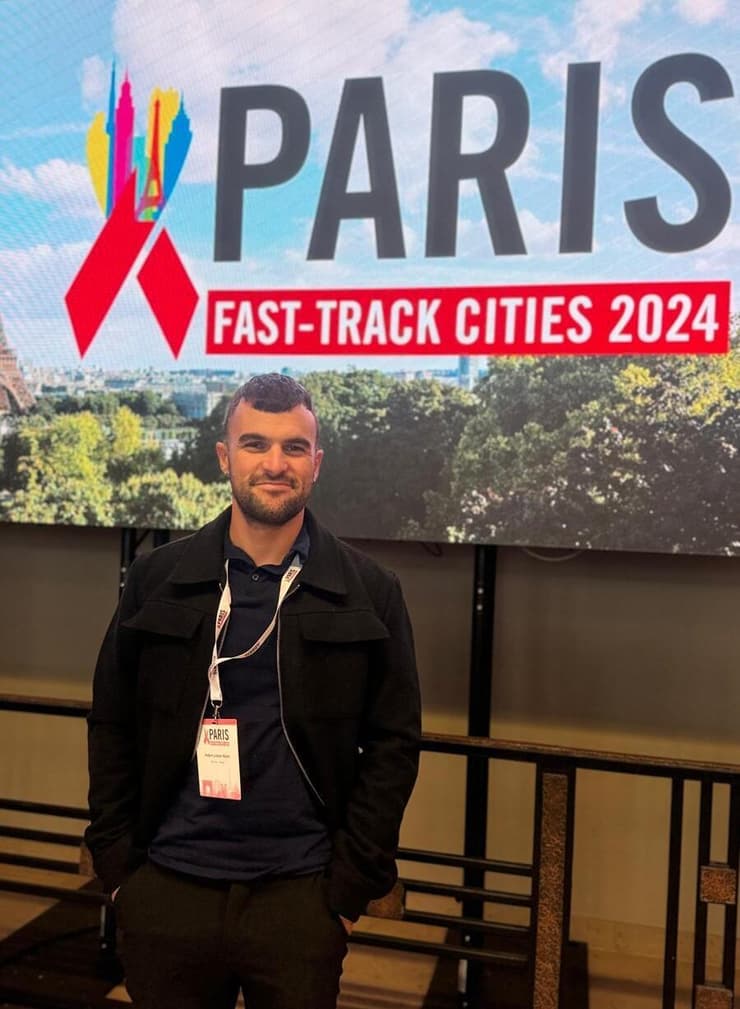 אדם ליטאור-מור בכנס של התוכנית Fast-Track-City בפריז, 2024