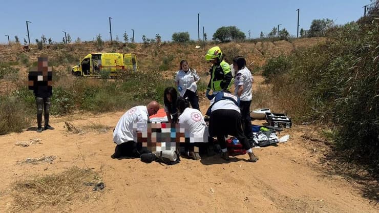 נער בן 13 נמצא ירוי  בחניה של מתחם יס-פלאנט בראשון לציון