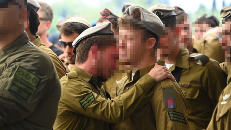 הלווייתו של סמ״ר יואב רוור בבית העלמין האזרחי שדה ורבורג