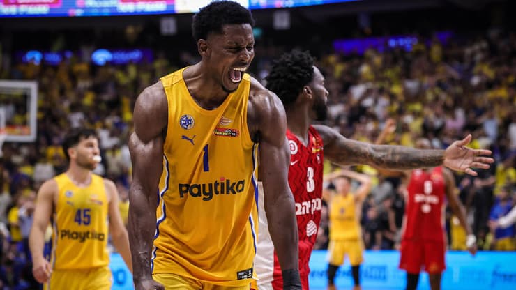 הורד חוגג ניצחון דרמטי על ירושלים (צילום: עוז מועלם) שחקן מכבי ת"א ג'יילן הורד