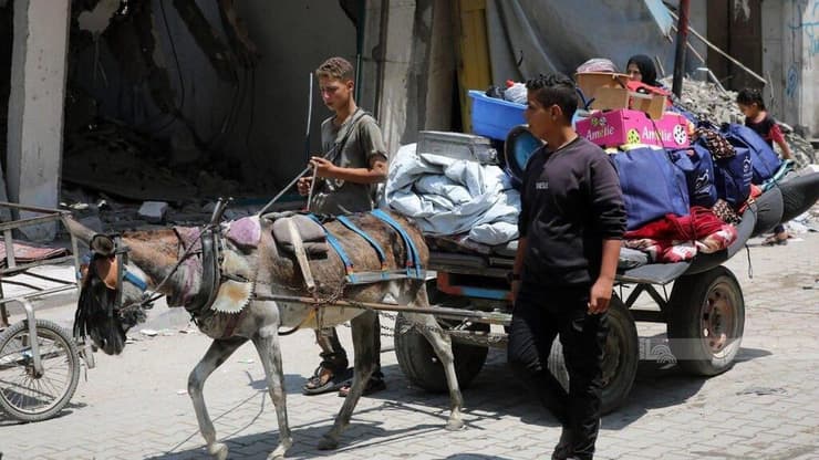 עקורים עזתים בג'באליה תנועת עקירה מג'באליה