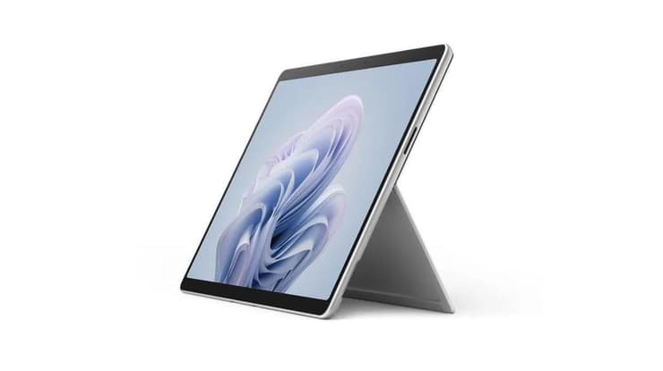 טאבלט Surface Pro 10 של מיקרוסופט