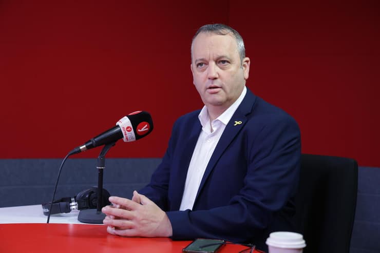 ח"כ גלעד קריב בפודקאסט 120 ואחת של מורן אזולאי