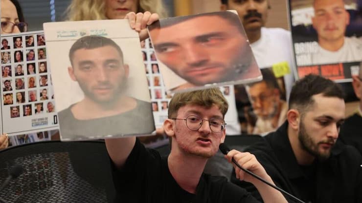 משפחות חטופים בדיון בוועדת הכלכלה בכנסת