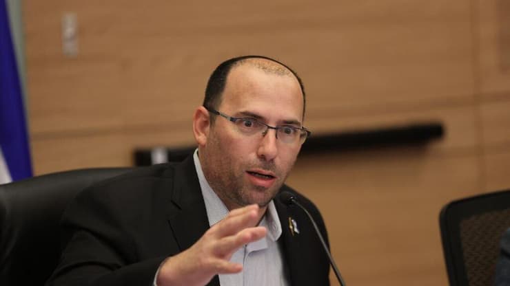 חוק איסור צריכת זנות בוועדת חוק חוקה ומשפט בכנסת