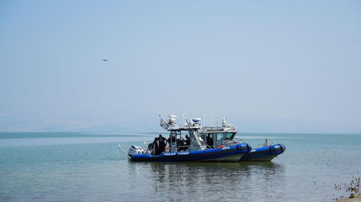 הזירה בה נמצא אדם בזוק שטבע בכינרת