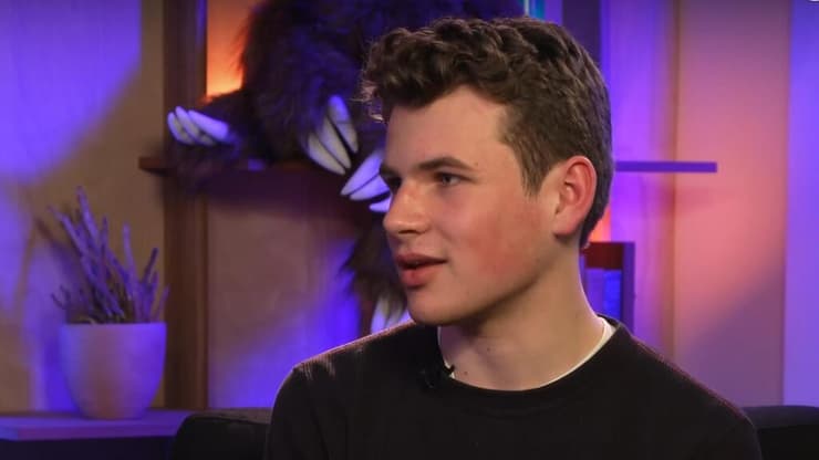 קיין פרסונס (צילום מסך, יוטיוב) קיין פרסונס