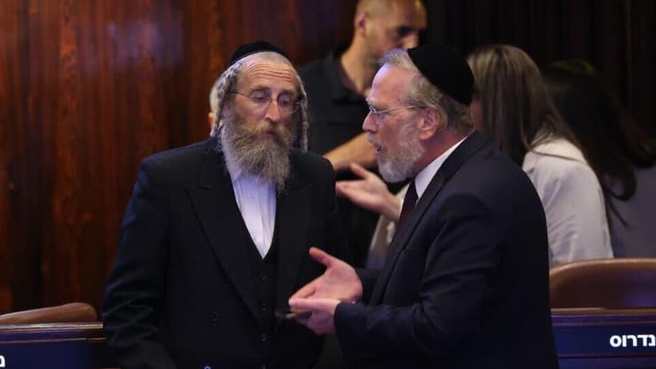 יצחק פינדרוס ויעקב טסלר