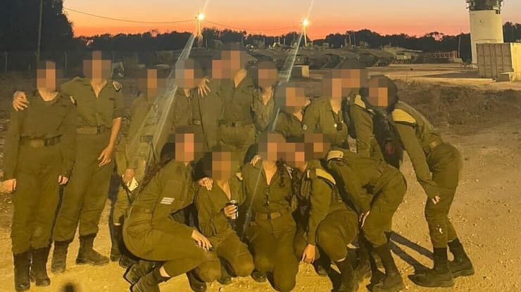 "לא הסטנו את המבט לרגע". תצפיתניות חמ"ל יפתח תצפיתניות חמ"ל יפתח