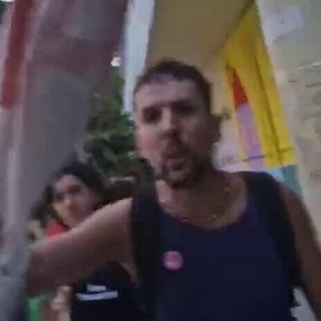 ישראלי הותקף על ידי פרו פלסטיניים באתונה: ״פאק ישראל, פאק ציוניסט״