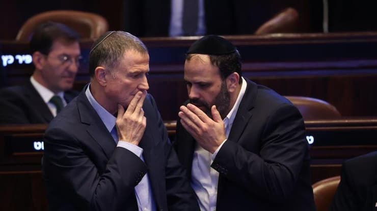 ינון אזולאי ויולי אדלשטיין בכנסת