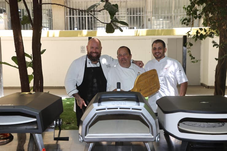 צוות השופטים, מימין: השף אלון אזולאי, השף אבי שטייניץ ורענן נוסל