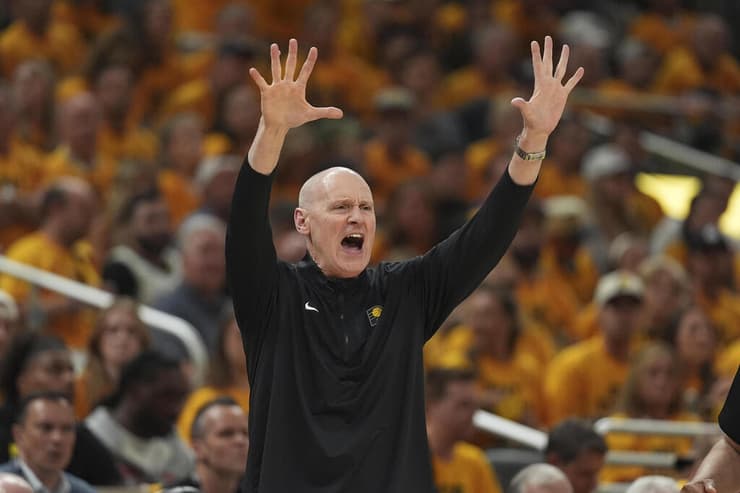 התקבלה ההחלטה: הולכים למלחמת התשה. קרלייל (צילום: Maddie Meyer / GETTY IMAGES NORTH AMERICA / AFP) קרלייל