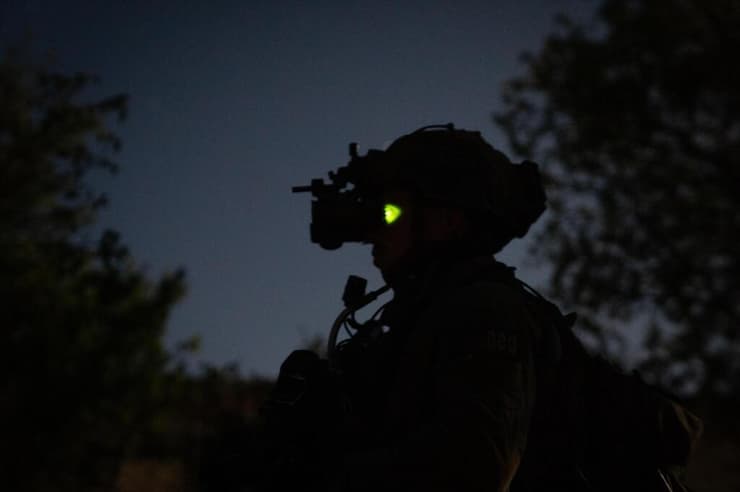 צילום: דובר צה"ל פעילות לילית של חטיבת ׳אלכסנדרוני׳ (3) בבית ג׳ן שבסוריה