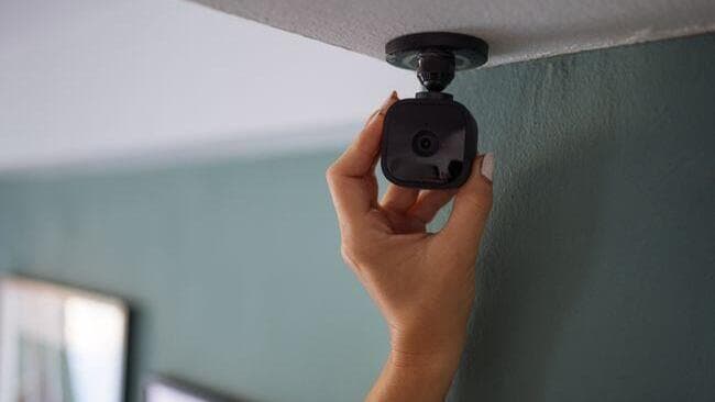 מצלמת אבטחה ביתית