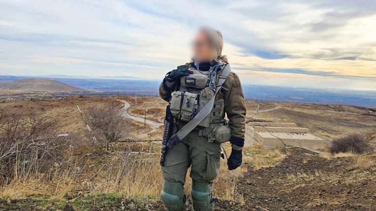 רס"ן ד"ר ר'. "אני חושבת שיש משהו מאזן בנוכחות של אישה בשדה הקרב" (צילום: דובר צה"ל) רס"ן ד"ר ר'. "אני חושבת שיש משהו מאזן בנוכחות של אישה בשדה הקרב"