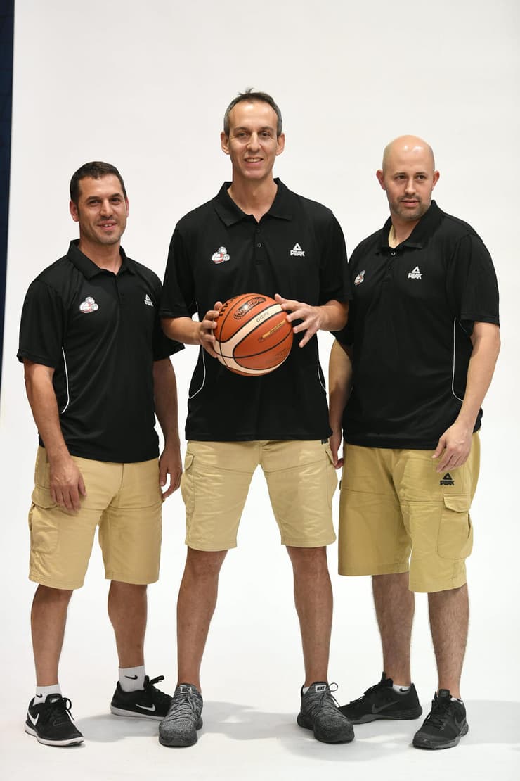 2017: קטש, אז כמאמן הפועל ירושלים, לצד עוזרו יונתן אלון