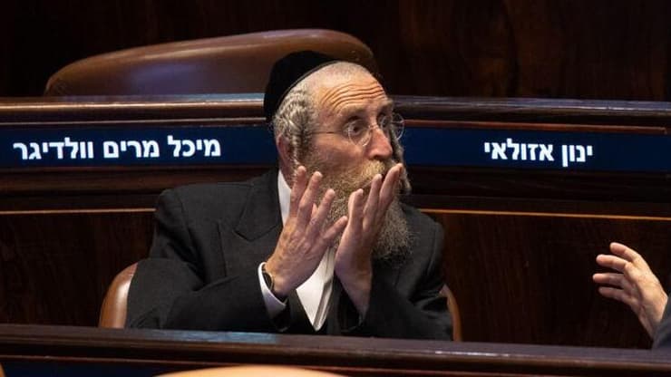 יעקב טסלר, קידם חוזה השתקה בתוך קהילה נגד טענות לפגיעות מיניות מצד אביו (צילום: אלכס קולומויסקי) הצבעות להצעת חוק פיזור הכנסת במליאה