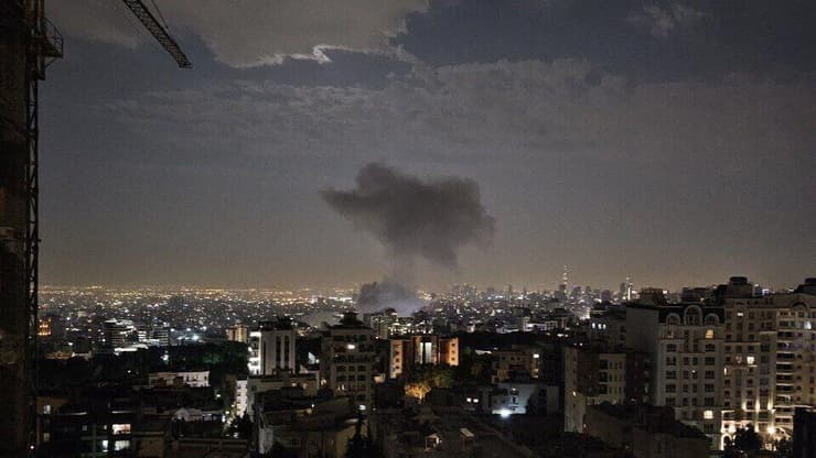 חיל האוויר תוקף באיראן