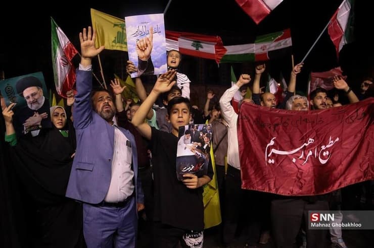 תושבי טהרן מתאספים לתמיכה במבצע "הבטחה אמיתית 3"