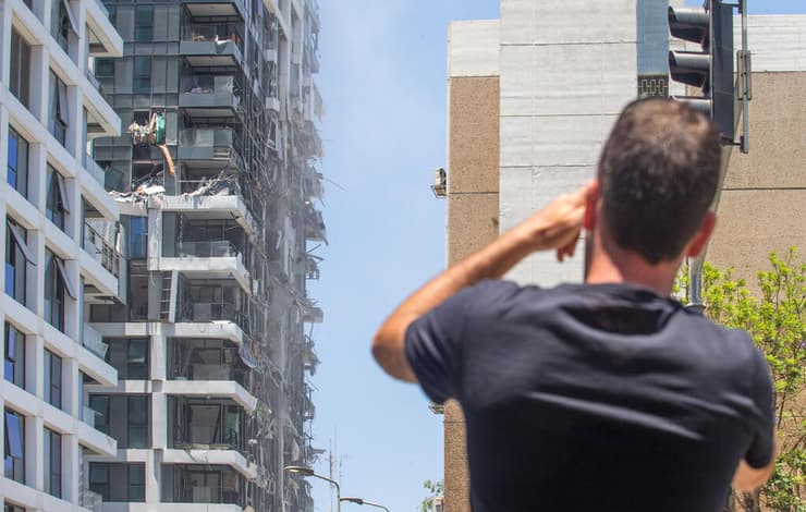הבוקר לאחר הנפילה בתל אביב