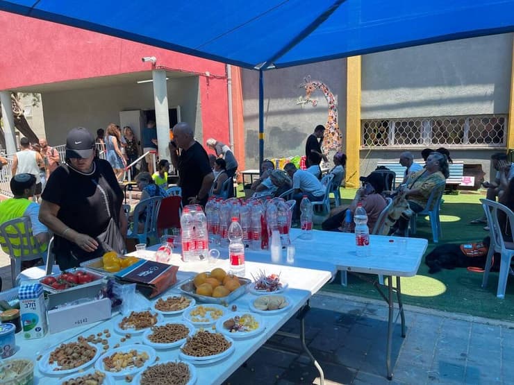 תהליך פינוי התושבים מהאזור הפגוע בבת ים