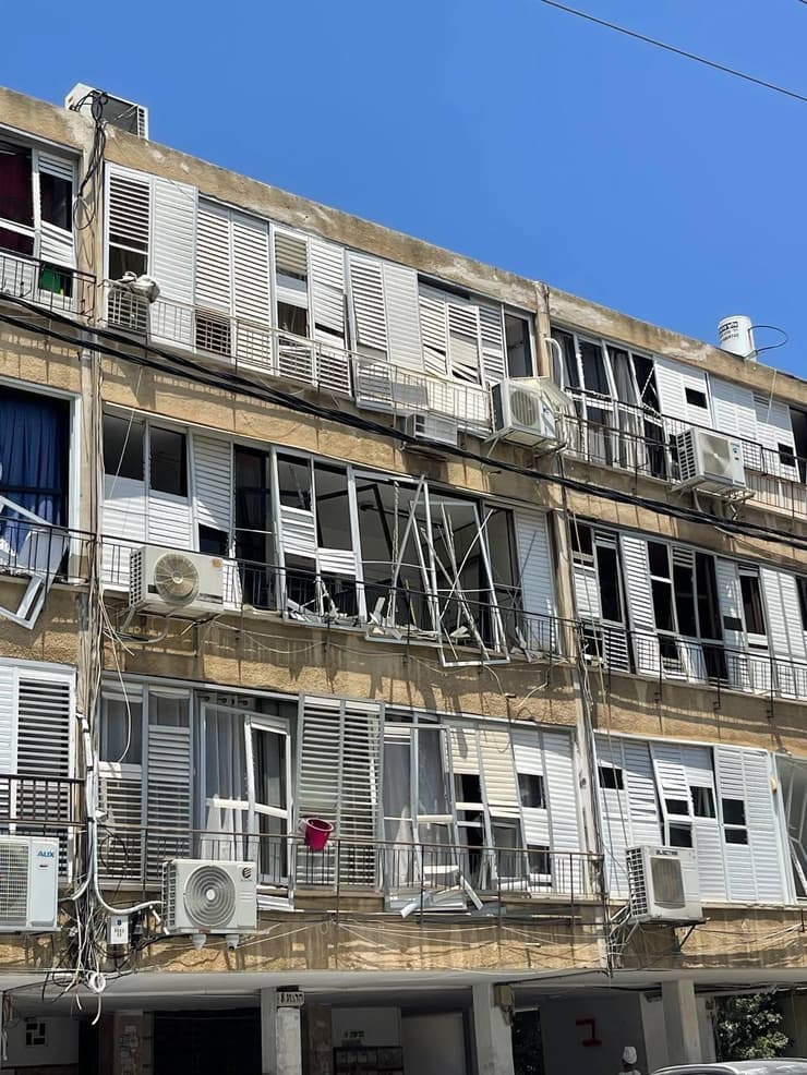 תהליך פינוי התושבים מהאזור הפגוע בבת ים