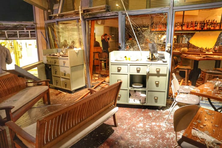 נזקי הטילים הבליסטיים שנורו מאיראן לישראל